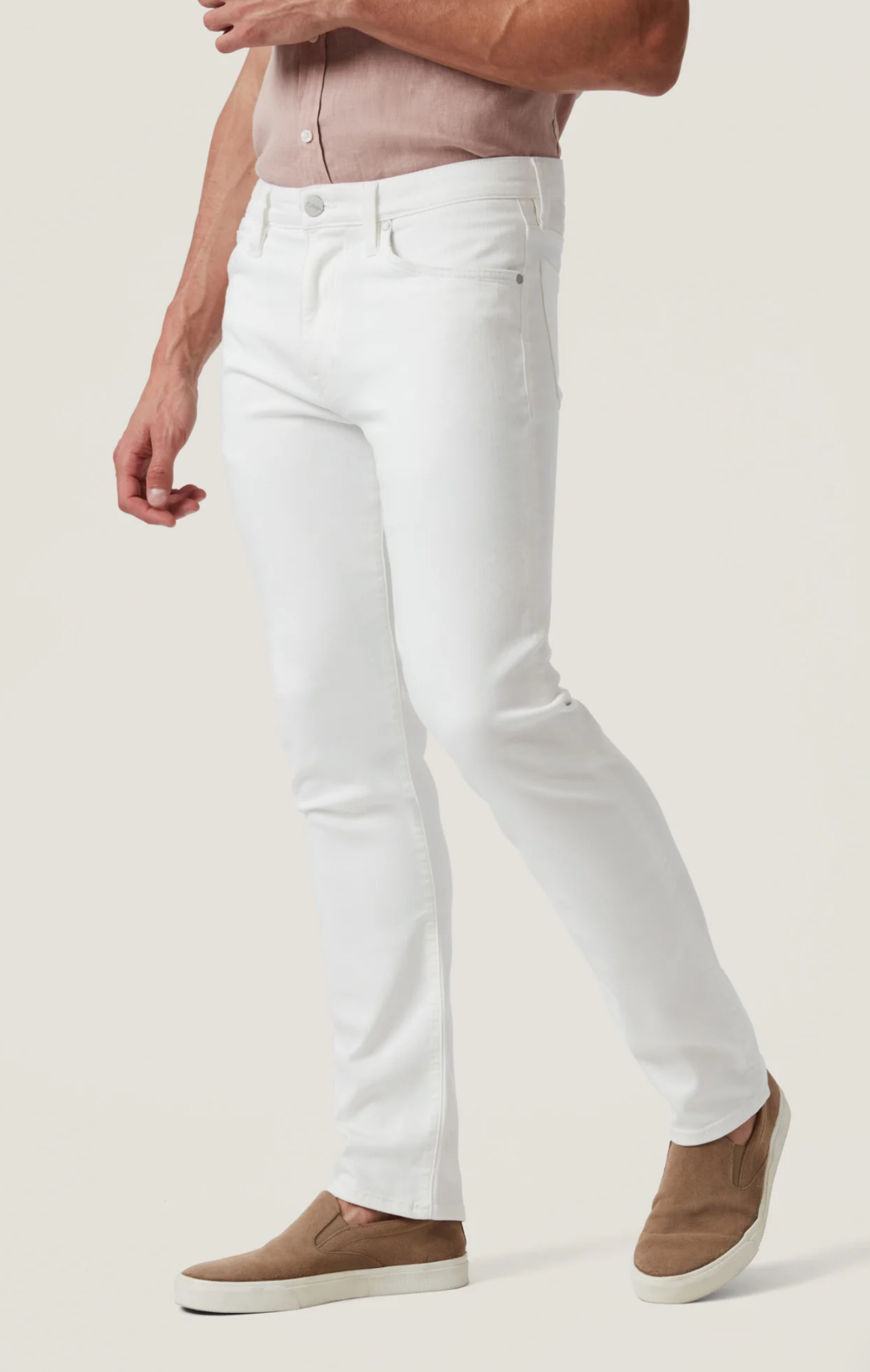 34 Heritage Courage Straight Leg Jeans in White Urban